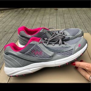 Ryka Dash 3 Walking Shoes Like New!